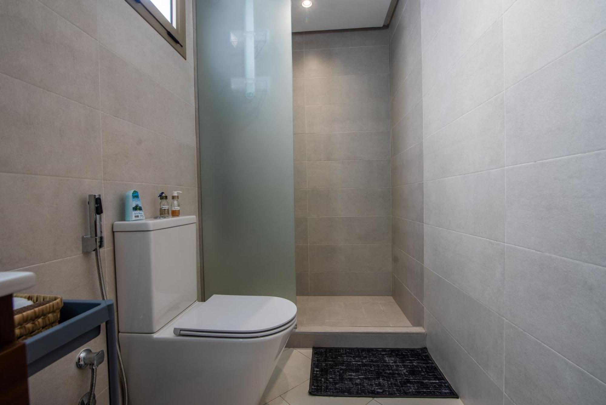Apartment Luxury Seafront 99sqm With Wi-fi And Parking *