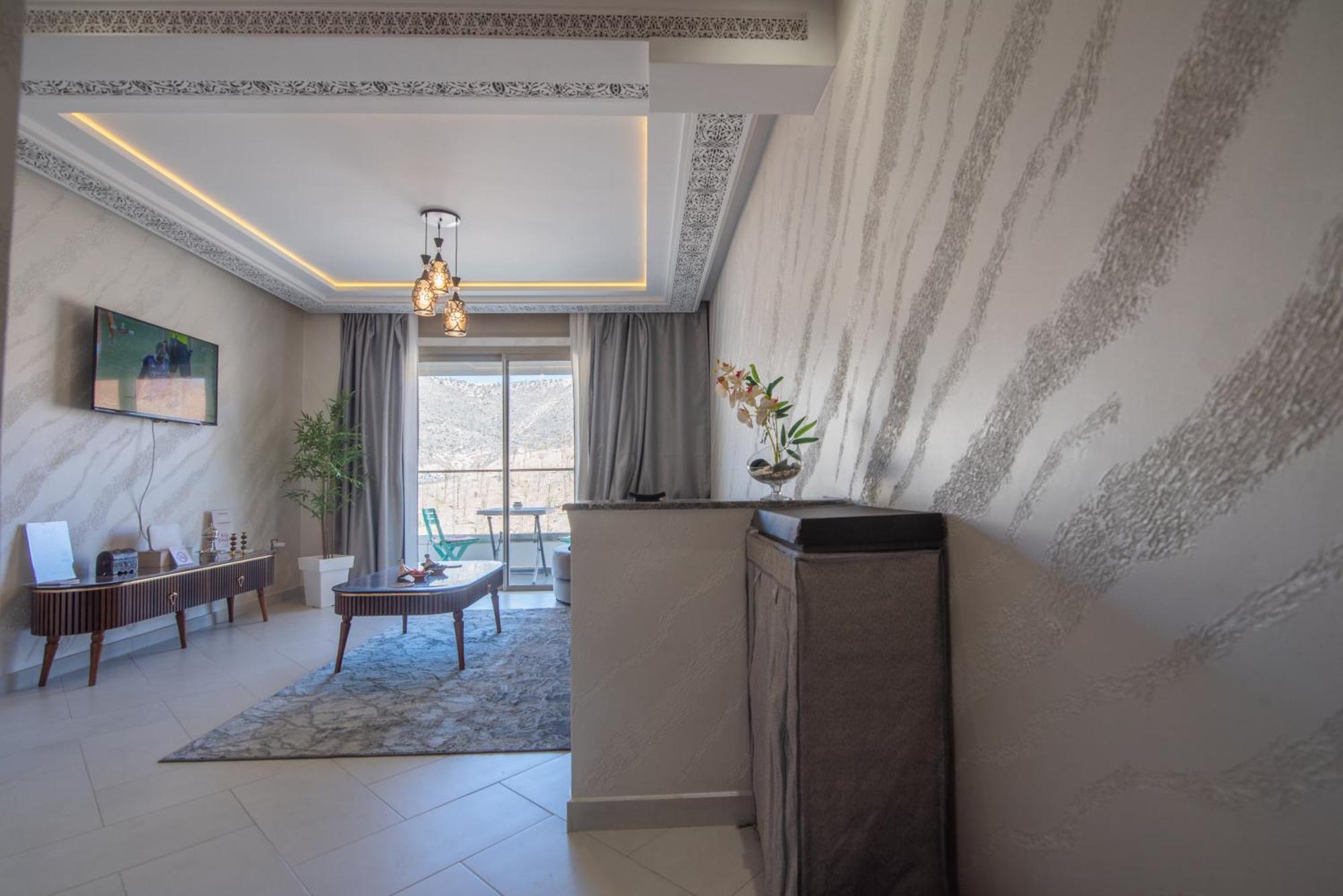 Luxury Seafront 99sqm With Wi-fi And Parking