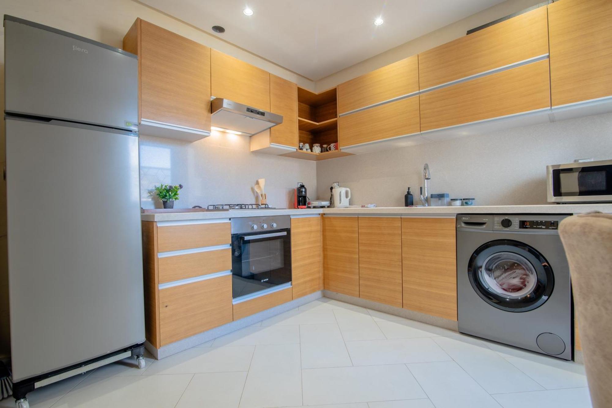 Luxury Seafront 99sqm With Wi-fi And Parking Apartment *