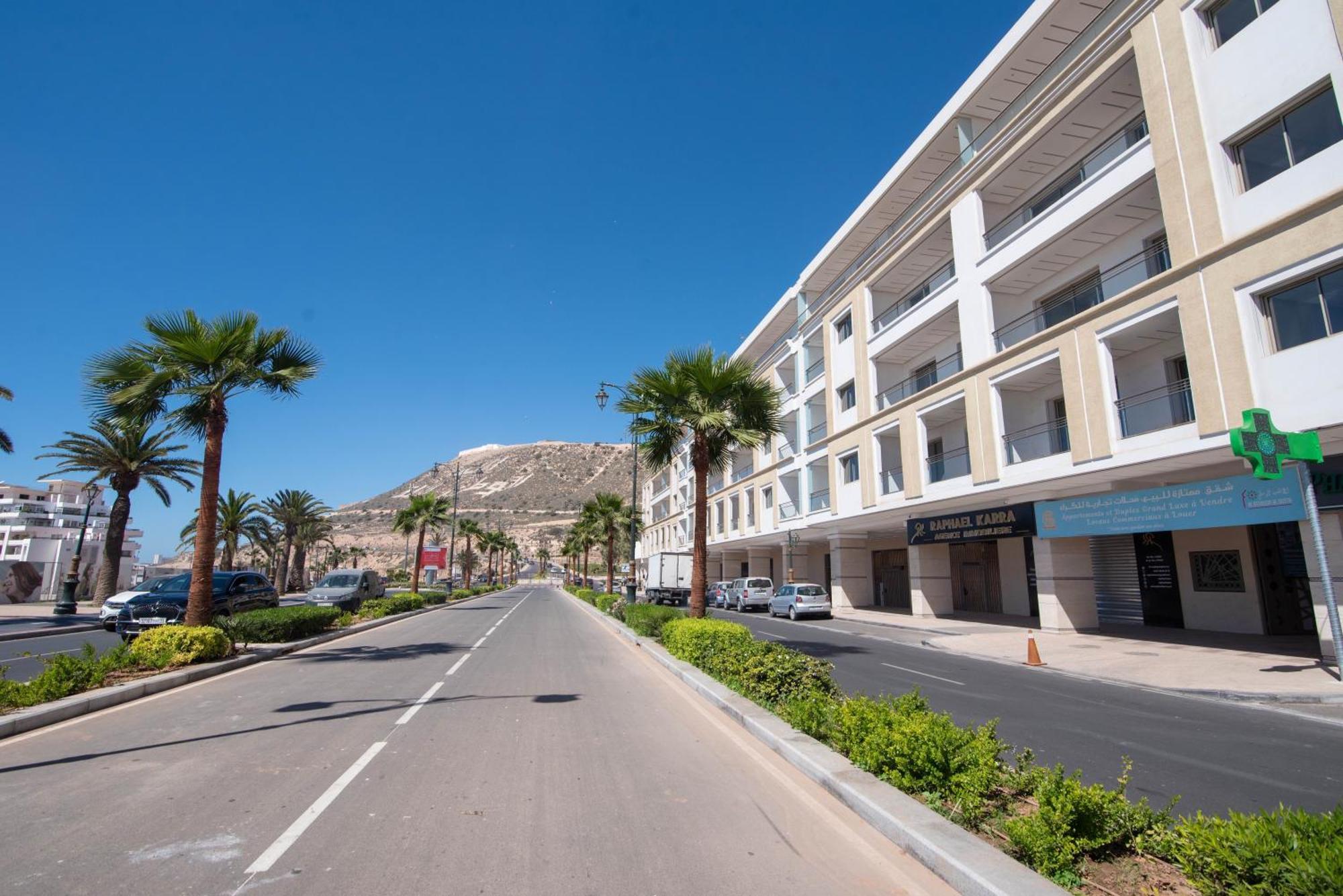 Apartment Luxury Seafront 99sqm With Wi-fi And Parking